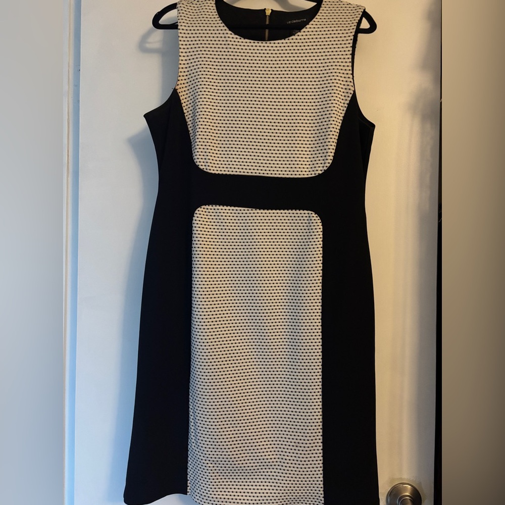 Liz Claiborne Black and White Sleeveless Sheath Dress EUC - Lined